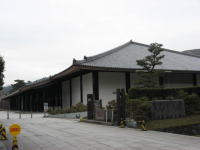 �ޗǌ��V���