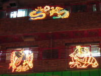 ���h����